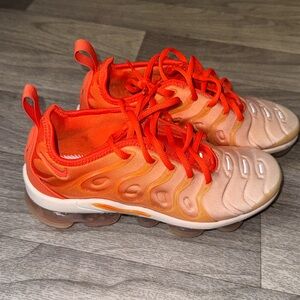 Nike women vapormax plus guava‎